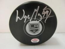 Wayne Gretzky of the LA Kings signed autographed logo hockey puck PAAS COA 440
