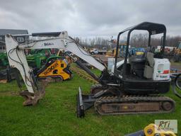 2013 Bobcat E42 excavator, like new rubber tracks, hydraulic thumb, quick coupler, backfill blade,
