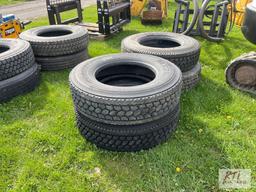 (4) 295/75 R 22.5 truck tires