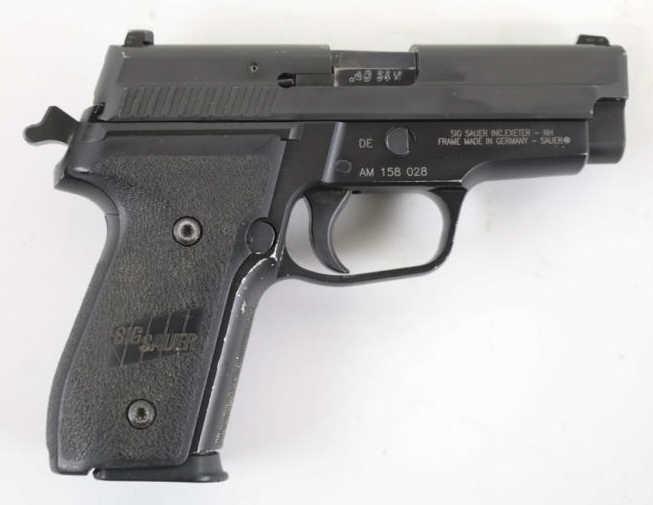 Sig Sauer P229 .40 S&W Semi-Auto Pistol In Case