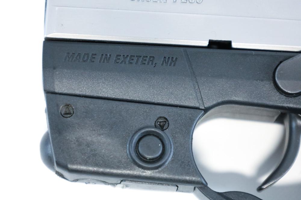 Sig Sauer P290 9mm Compact Semi Auto Pistol w Case