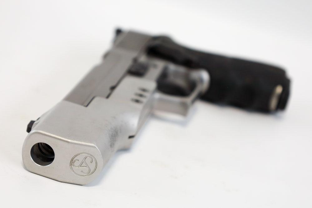 Sig Sauer P220 S .45 ACP Semi-Auto Pistol w/ Case