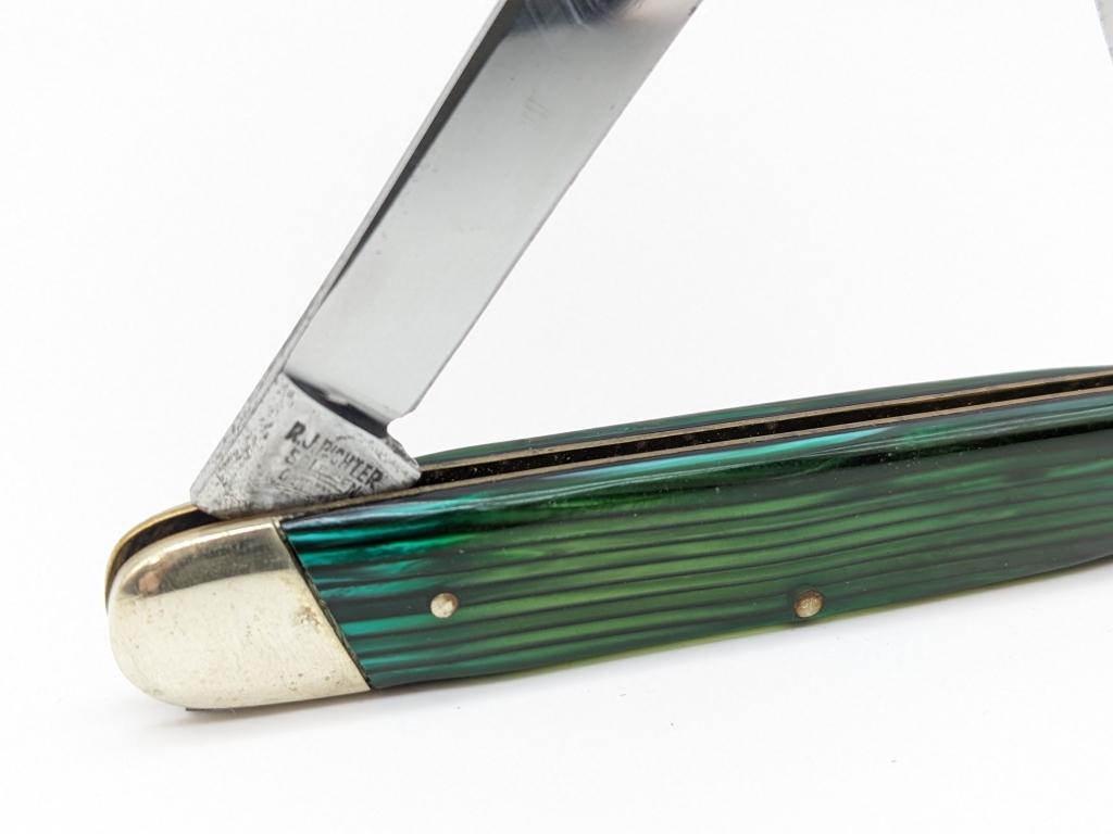 WW2 German Green Celluloid Stripe Folding Knife