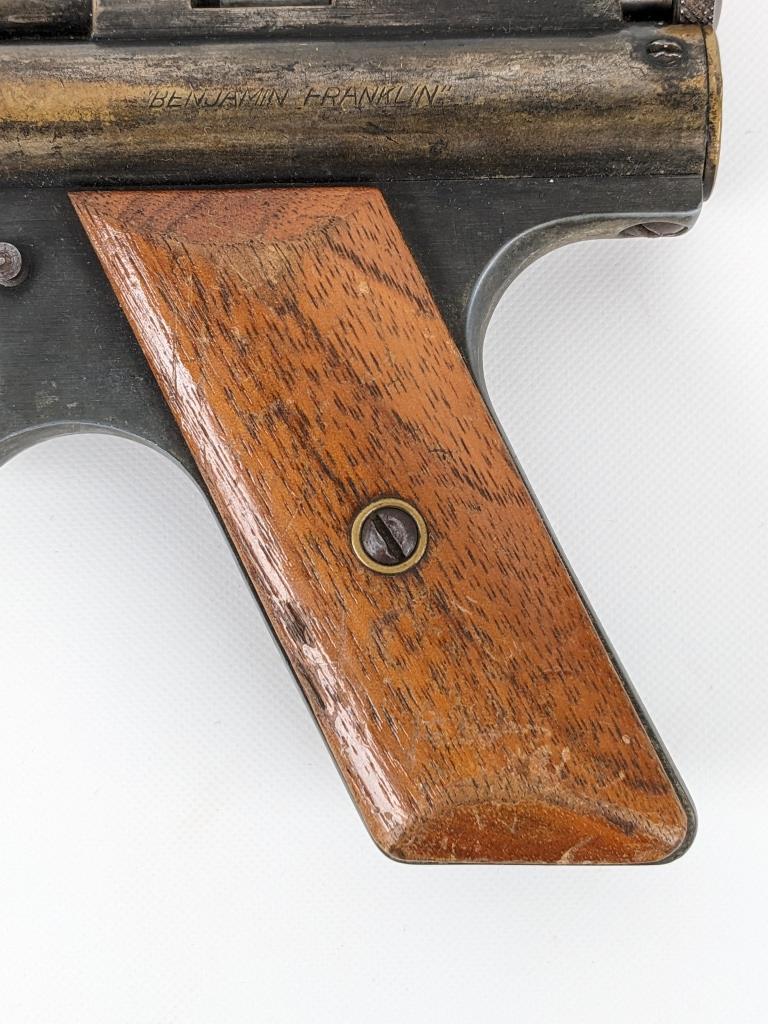 Benjamin Franklin Model 117 Pellet Air Pistol