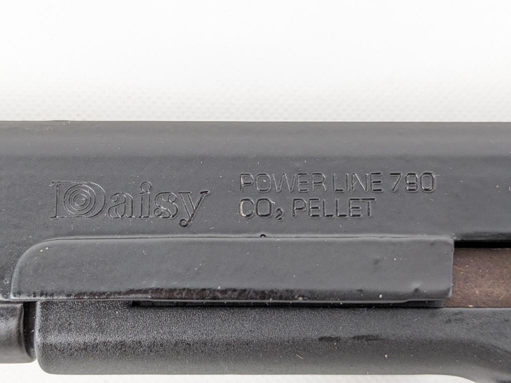 Daisy Powerline Model 790 CO2 Pellet Pistol w/ Box