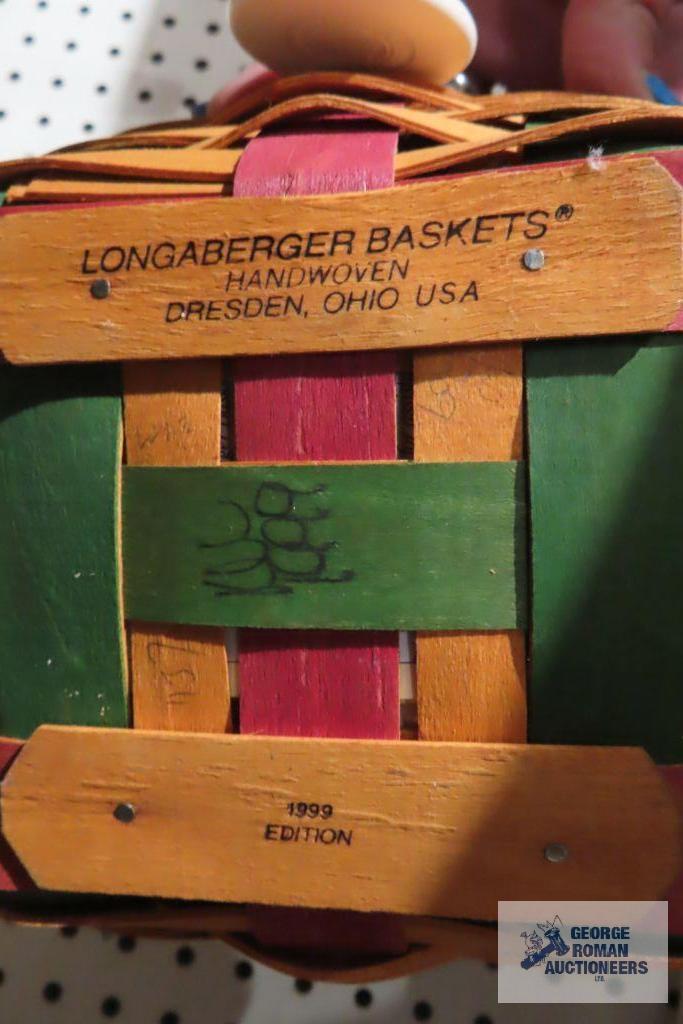 Longaberger...(2) 1999 Easter baskets