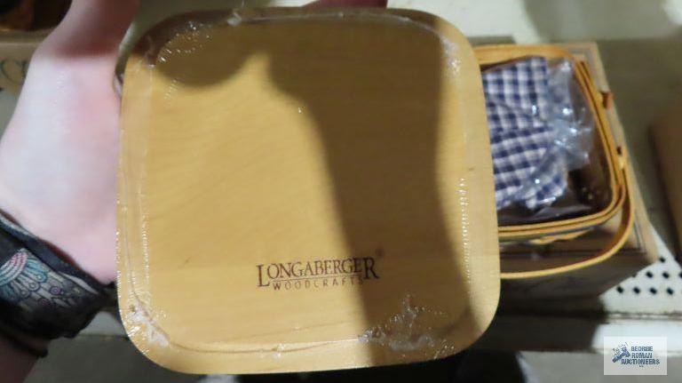 Longaberger miniature dairy basket and miniature cake basket