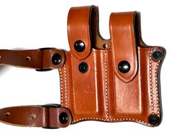 DeSantis "New York Undercover" Leather Shoulder Holster Rig with Mag Pouch
