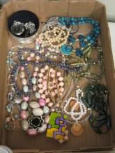 Lot of Estate Jewelry