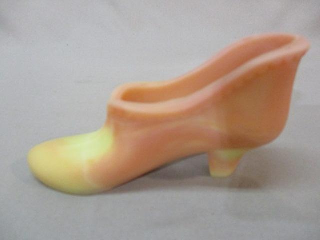 Fenton Burmese Shoe 5" x 2 1/2"