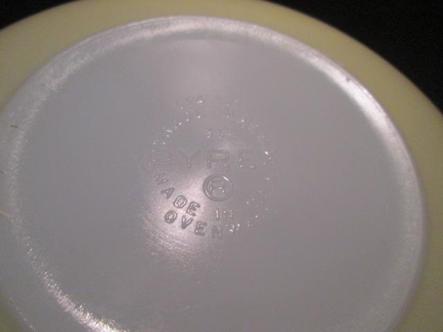 Pyrex 2 Qt. Covered Baking Dish