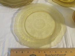 40 Pieces of Yellow Depression Glass