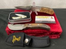 Trio of Elk Ridge Knives, Fixed Blade w/ Guthook, 2x Folding Pocket Knives, 1x small & 1x large
