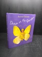 Coffee Table Book-Anne Geddes Down in the Garden-DJ