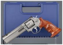 Smith & Wesson Model 686-2 Double Action Revolver with Case