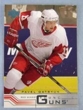 2001-02 Upper Deck Hockey #422 Pavel Datsyuk RC Rookie Card Young Guns Retail Variation