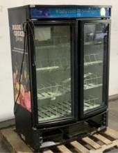 True Refrigerated Beverage Merchandiser GDM-35SL-R