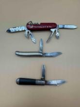 MULTI TOOL AND 2 POCKET KNIVES