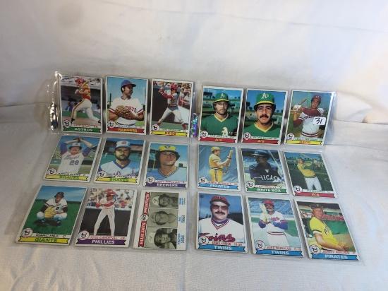 COLLECTOR VINTAGE MLB BASEBALL SPORT CARDS IN LOTS