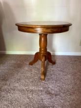 Oak Lamp/End Table