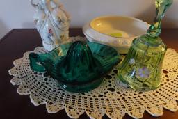 TABLE LOT INCLUDING GREEN GLASS JUICER FENTON BELL AND FIGURINES AND ROSE B