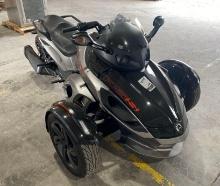 2013 Can-Am Spyder RS Motorcycle, VIN # 2BXNAAC14DV000132