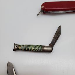 Lot of Pocket Knives Including a Buck 382 Camper’s/Hiking Knife
