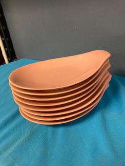 Set of 8 Eva Zeisel for Hall pink lug handle plates MCM