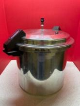 mirro LG 22 QT Pressure cooker and canner