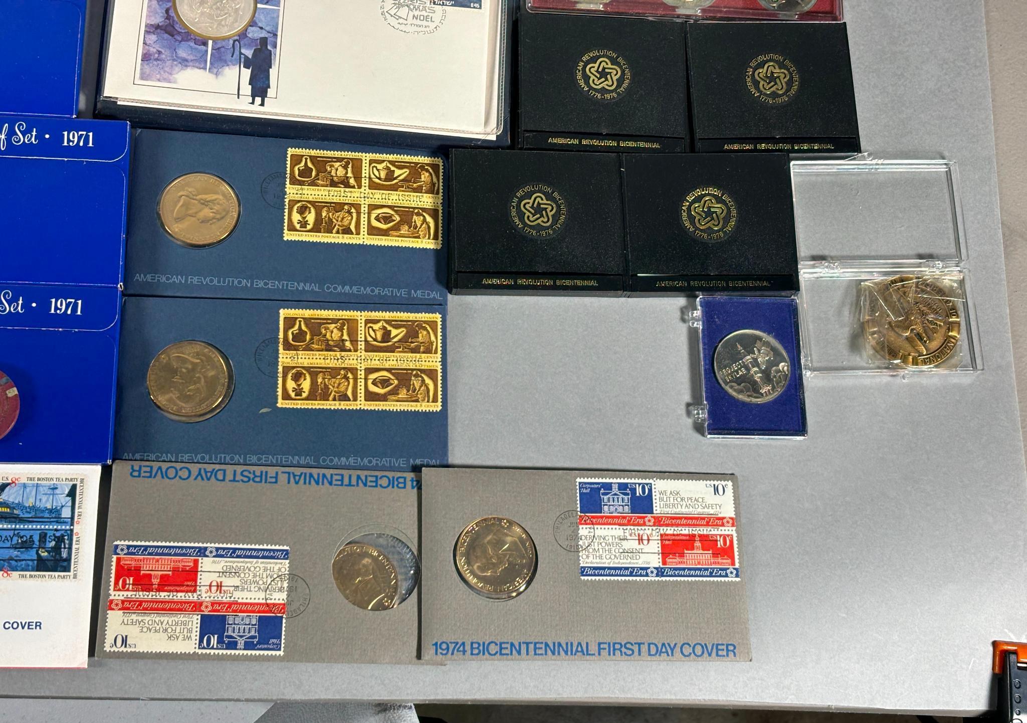 Very Large Lot of US Mint Coins Sets including Apollo 11