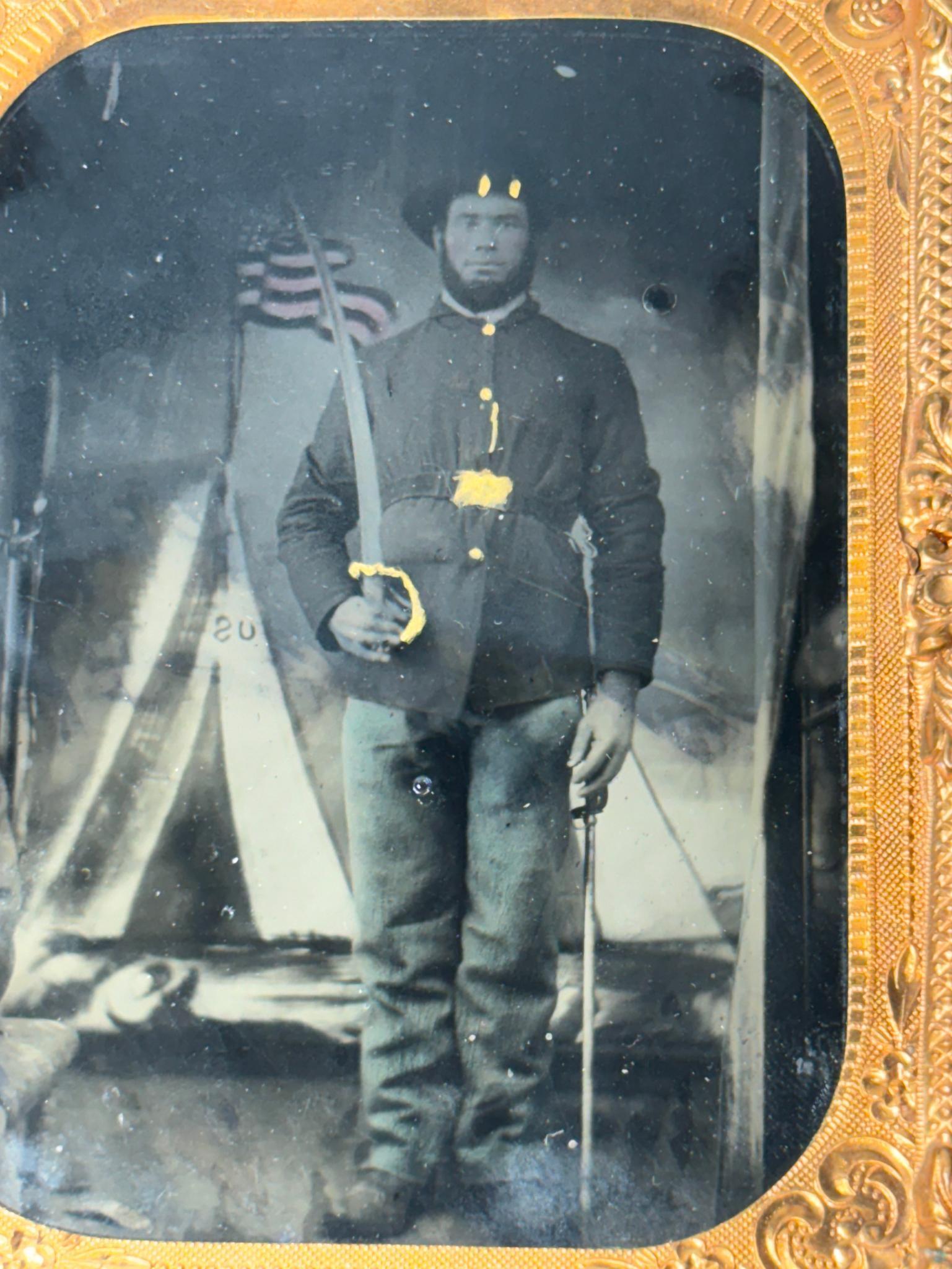 CIVIL WAR SOLDIER TINTYPE -OTHER SOLDIERS WAITING TO HAVE THEIR PHOTOGRAPHS TAKEN