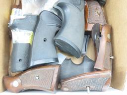 (17) Asst. Smith & Wesson Revolver & Pistol Grips