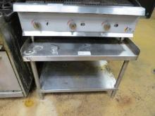 36-INCH S/STEEL EQUIPMENT STAND