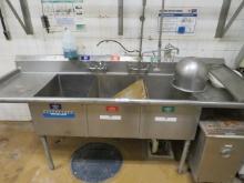 96-INCH 3-COMPARTMENT SINK WITH DRAIN BOARDS