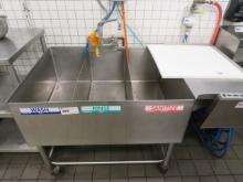 42-INCH 3-COMPARTMENT SINK WITH DRAIN BOARD